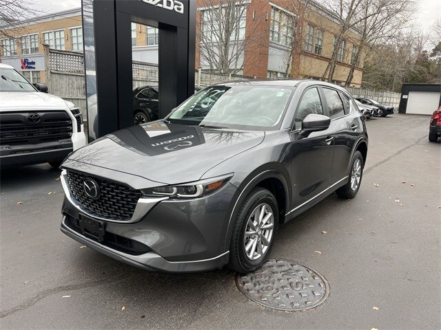 2024 Mazda CX-5 2.5 S Preferred photo 4