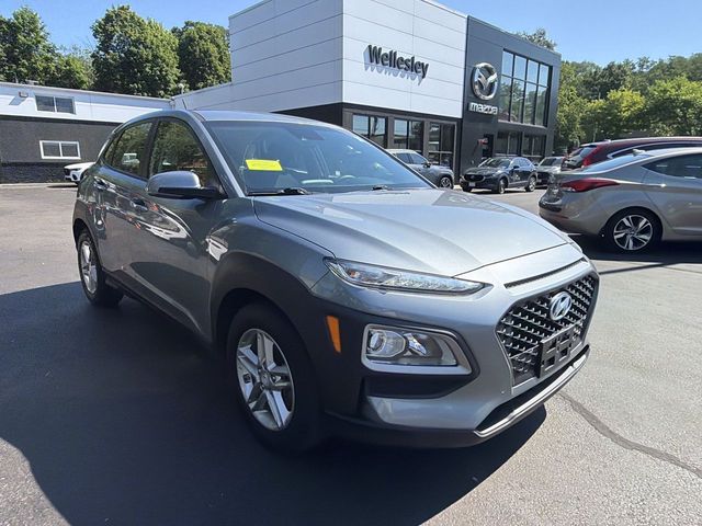 Used 2019 Hyundai Kona SE with VIN KM8K1CAA6KU354174 for sale in Wellesley, MA