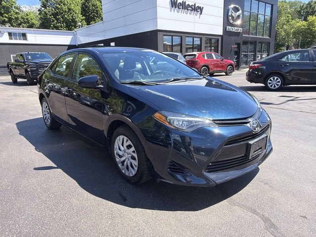 Used 2019 Toyota Corolla LE with VIN 2T1BURHE1KC142836 for sale in Wellesley, MA