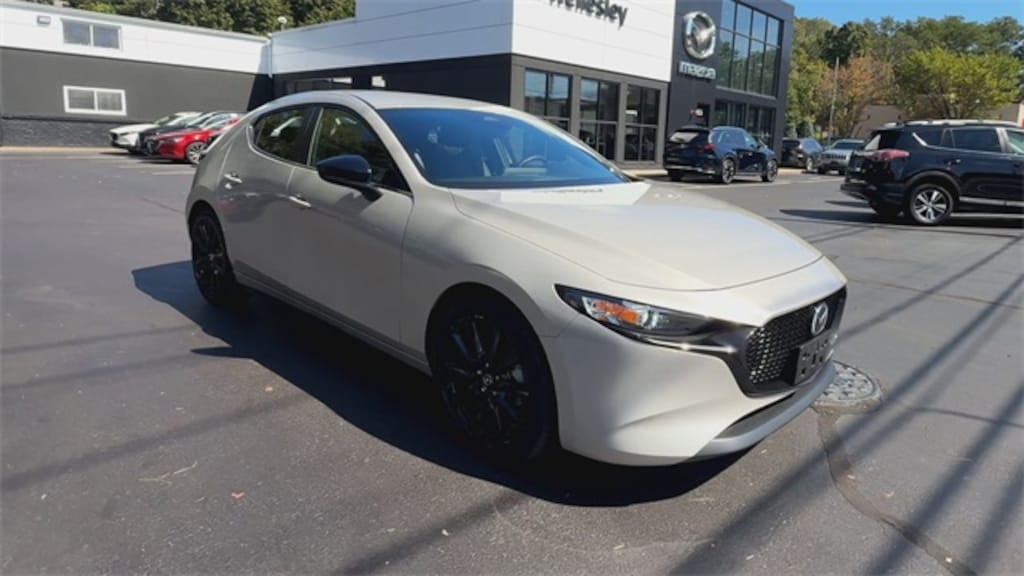 Certified 2025 Mazda Mazda3 2.5 S Select Sport Hatchback