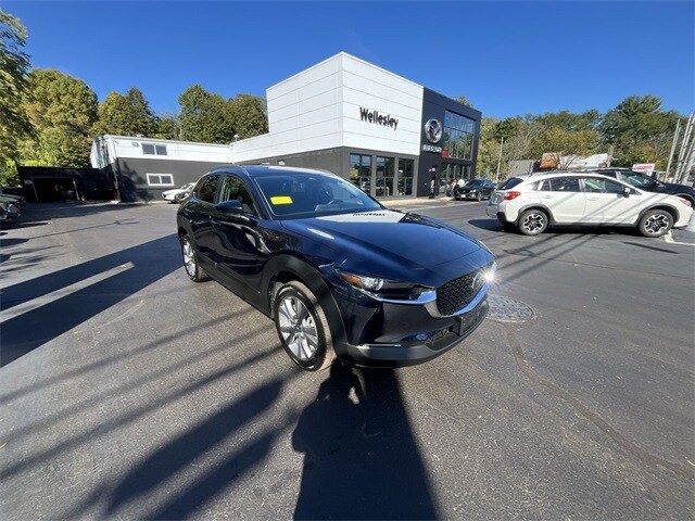 2025 Mazda CX-30 2.5 S Preferred photo 2
