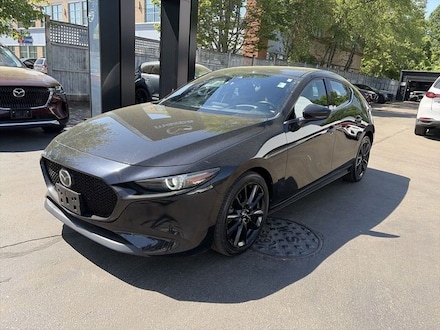 2022 Mazda Mazda3 Premium Hatchback