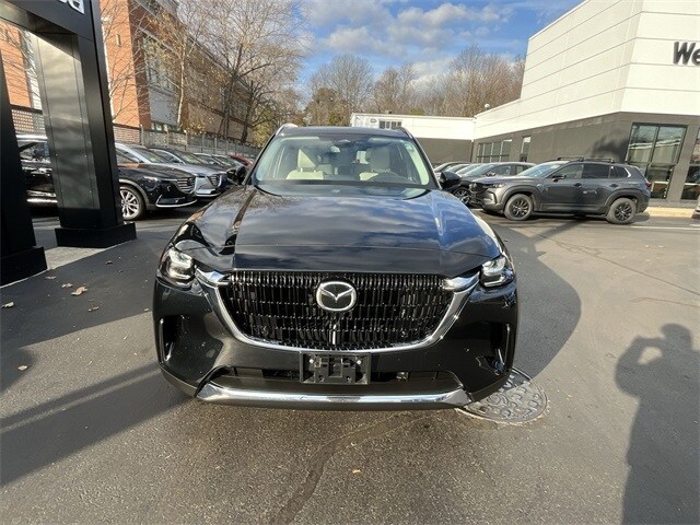 2024 Mazda CX-90 Premium photo 3