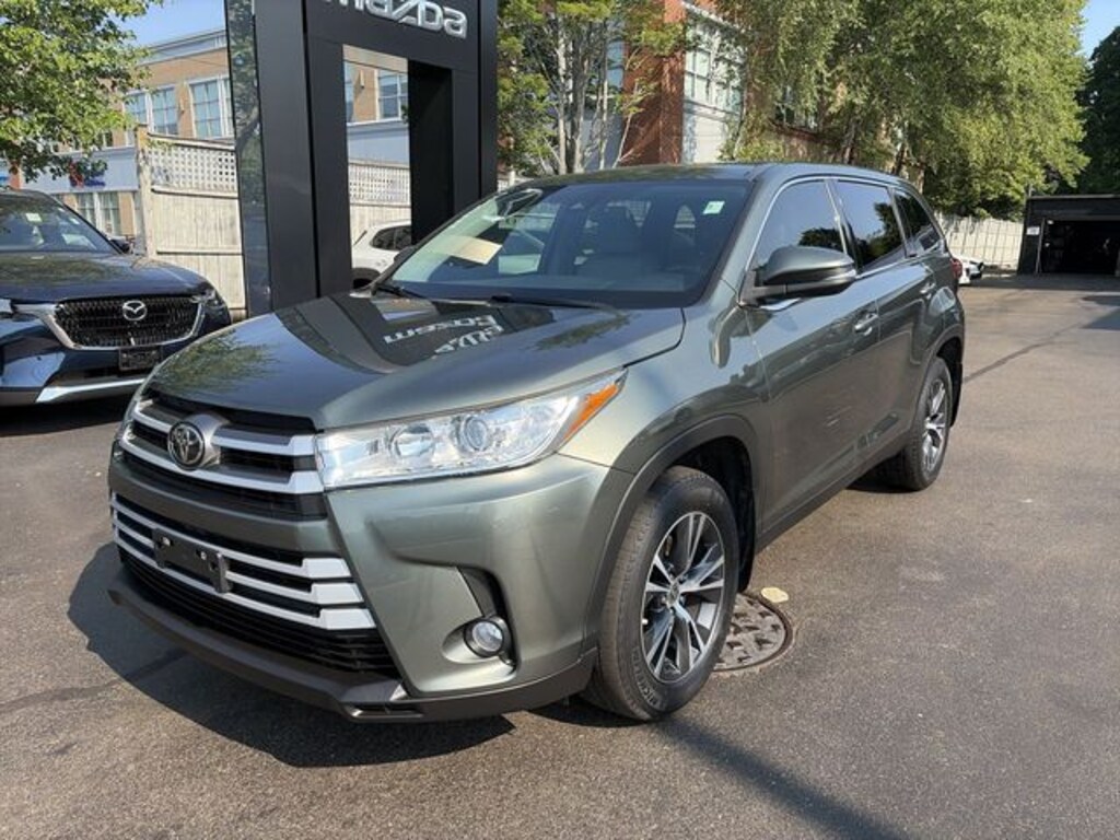 Used 2019 Toyota Highlander LE Plus SUV