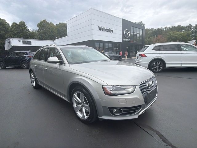 Used 2014 Audi allroad Premium with VIN WA1UFAFL7EA089732 for sale in Wellesley, MA