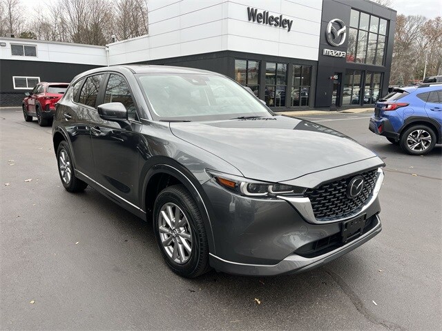 2024 Mazda CX-5 2.5 S Preferred photo 2