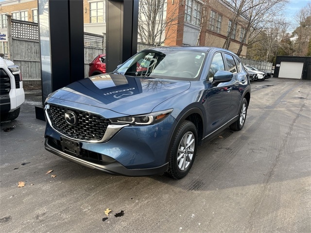 2023 Mazda CX-5 S Select Package's photo
