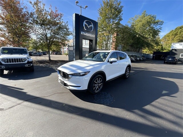 2018 Mazda CX-5 Touring photo 4