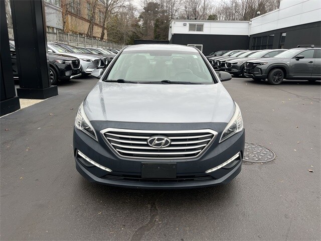 2015 Hyundai Sonata SE photo 3