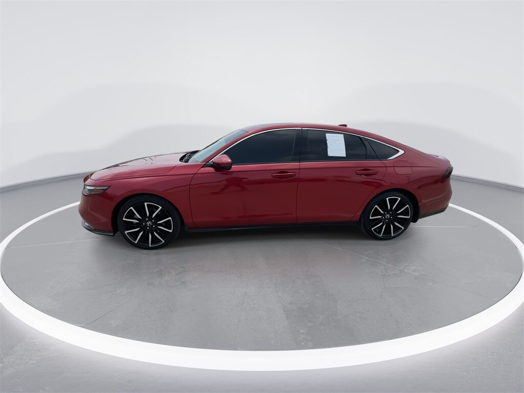 2023 Honda Accord Hybrid Touring photo 3