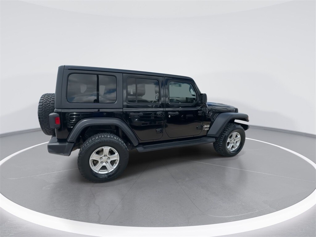 2018 Jeep Wrangler Unlimited Sport S photo 3