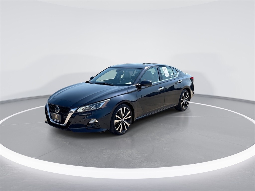 2019 Nissan Altima 2.5 Platinum photo 4