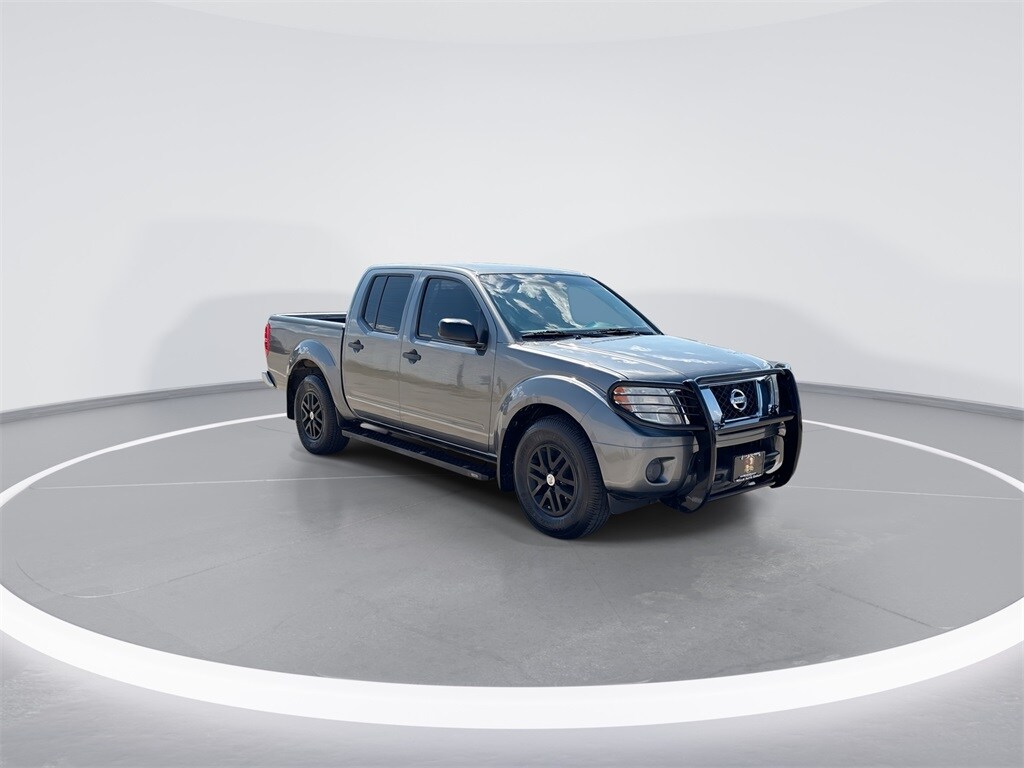 2021 Nissan Frontier SV photo 2