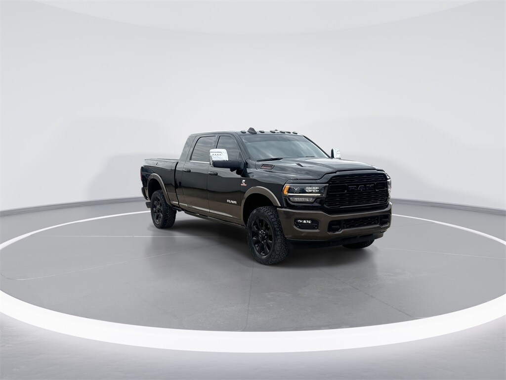 2024 Ram 2500 Longhorn photo 2