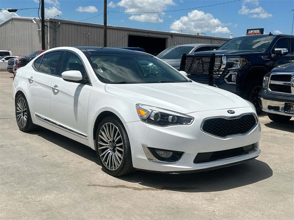 2016 Kia Cadenza Premium photo 3