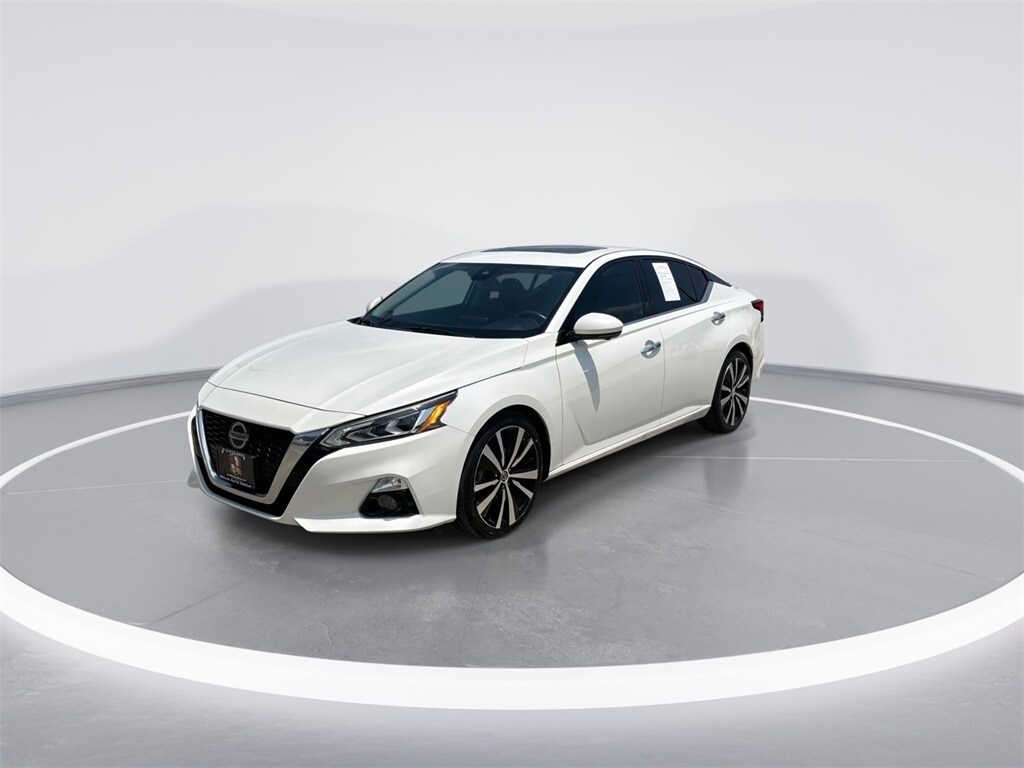 2019 Nissan Altima 2.5 Platinum photo 4
