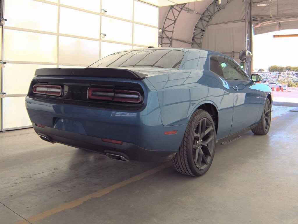 2023 Dodge Challenger SXT photo 2
