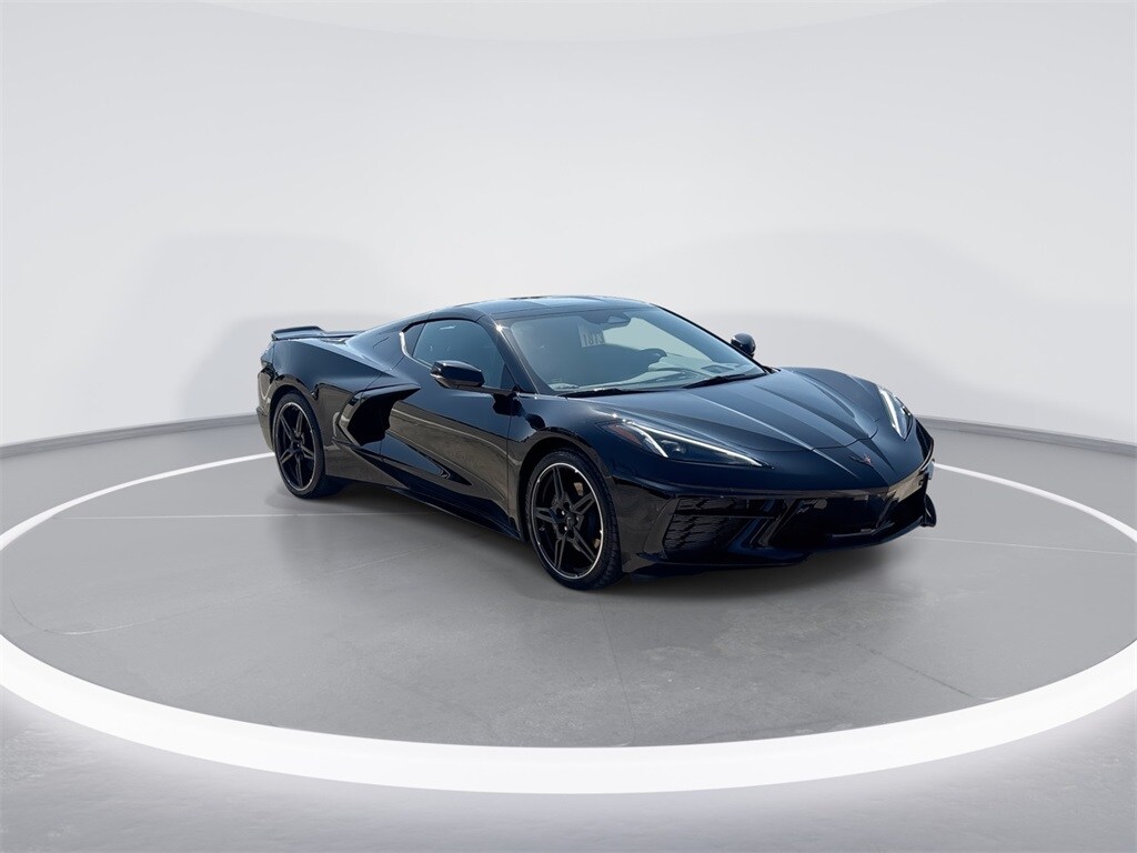 2024 Chevrolet Corvette Stingray photo 2