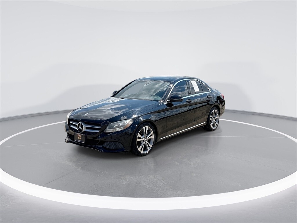 2018 Mercedes Benz C 300 photo 4
