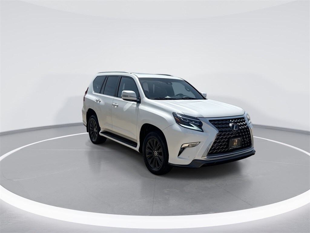 2022 Lexus GX 460 Luxury photo 2