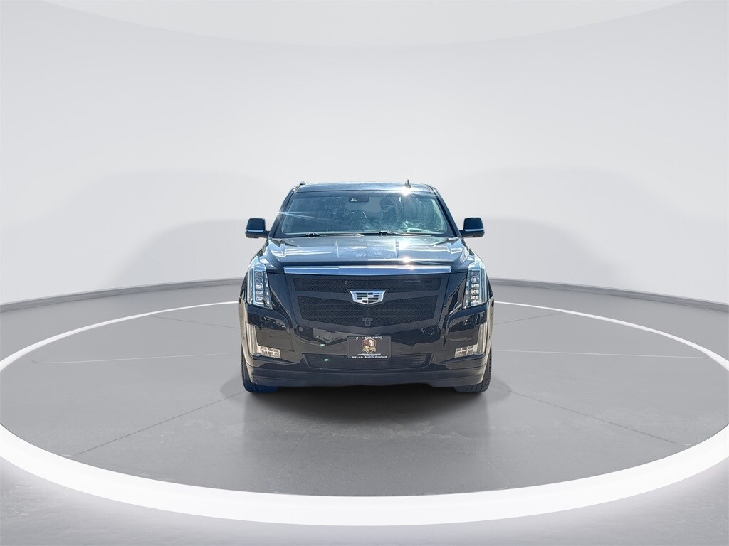 2018 Cadillac Escalade ESV Luxury photo 3