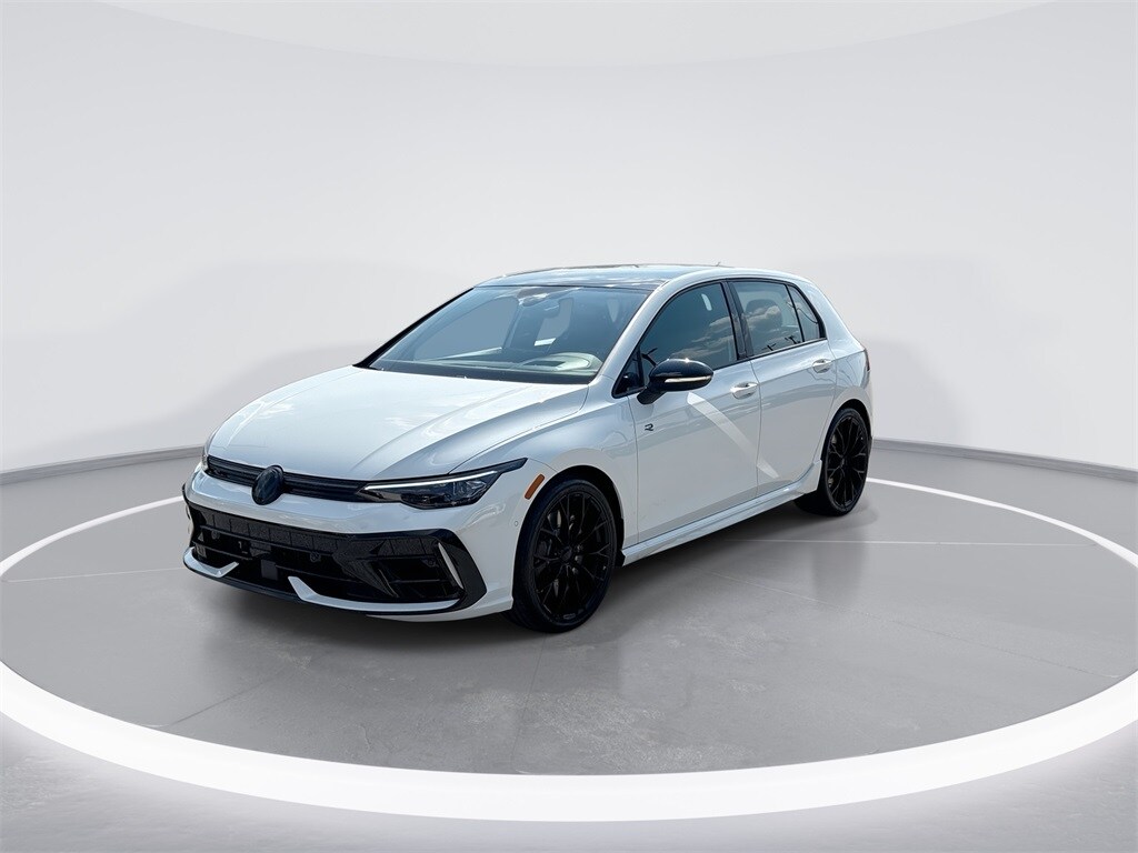 2025 Volkswagen Golf R photo 4