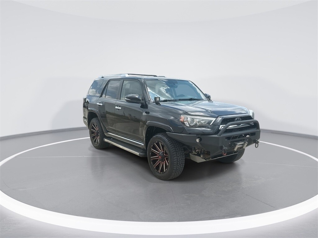 2018 Toyota 4Runner Limited photo 2