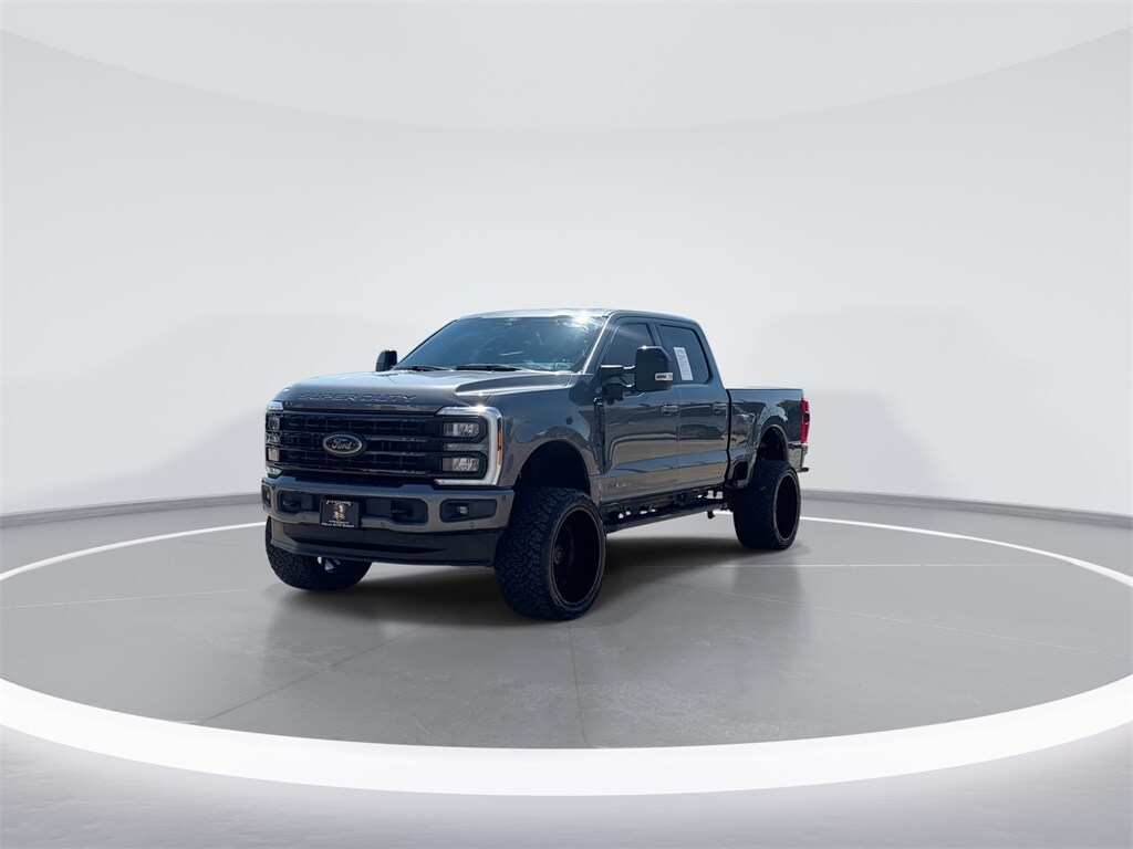 2024 Ford F-250 Lariat photo 4