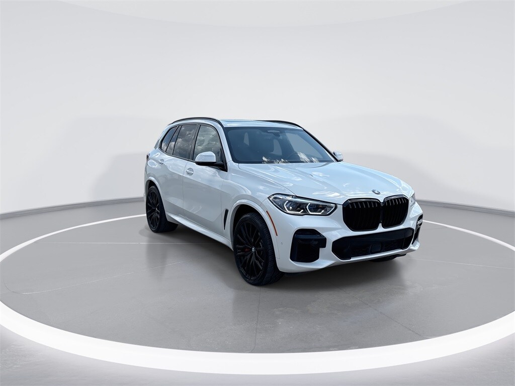 2022 Bmw X5 M50i photo 2