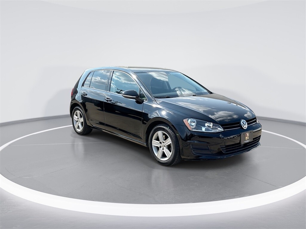 2017 Volkswagen Golf Wolfsburg Edition SEL photo 2