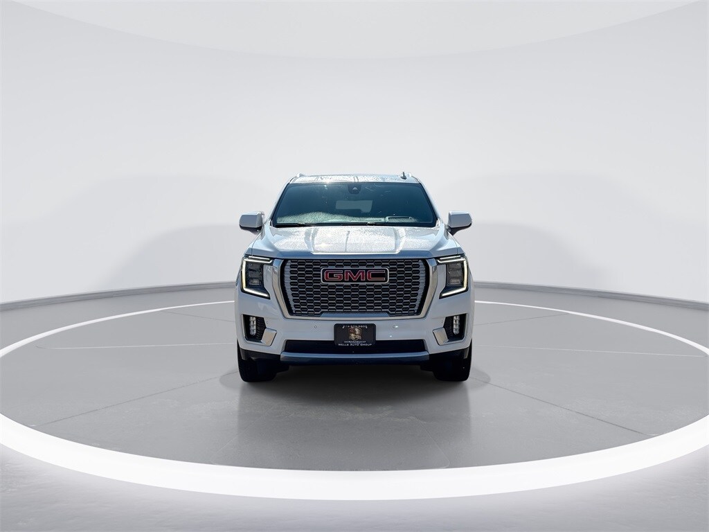 2021 Gmc Yukon XL Denali photo 3
