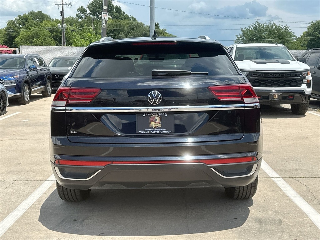 Used 2021 Volkswagen Atlas Cross Sport 2.0T SE w/Technology SUV