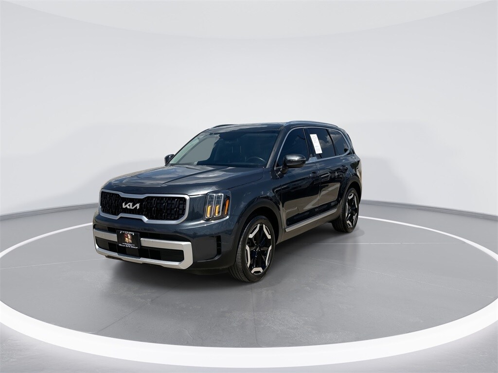 2024 Kia Telluride EX photo 4