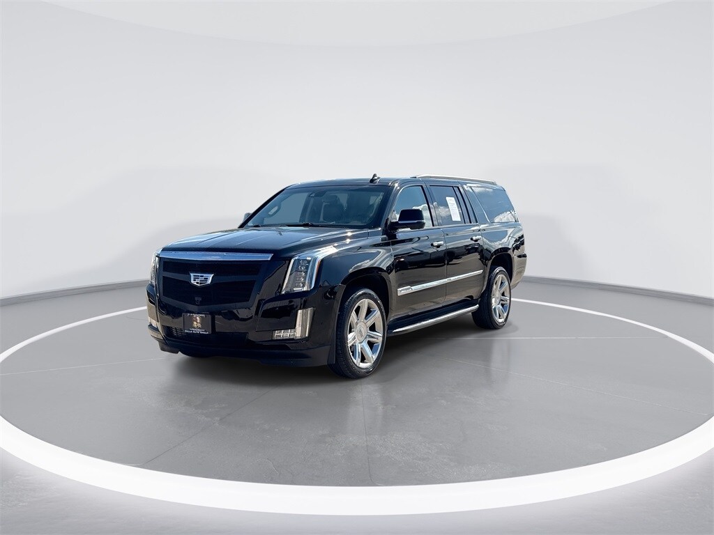 2018 Cadillac Escalade ESV Luxury photo 4