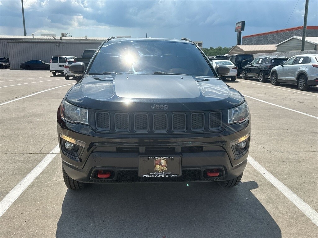 2020 Jeep Compass Trailhawk photo 2