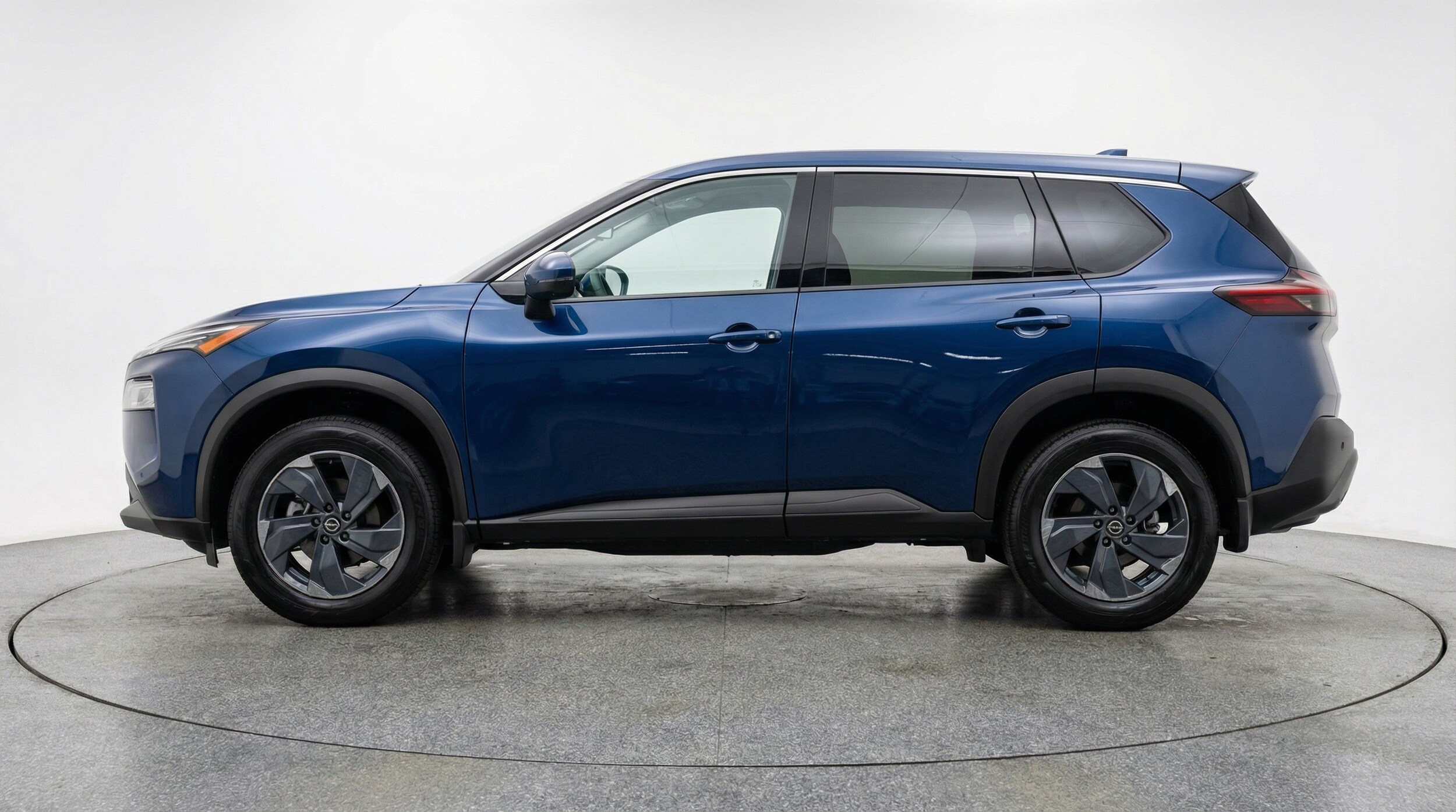 Thumbnail: 2025 Nissan Rogue - 4