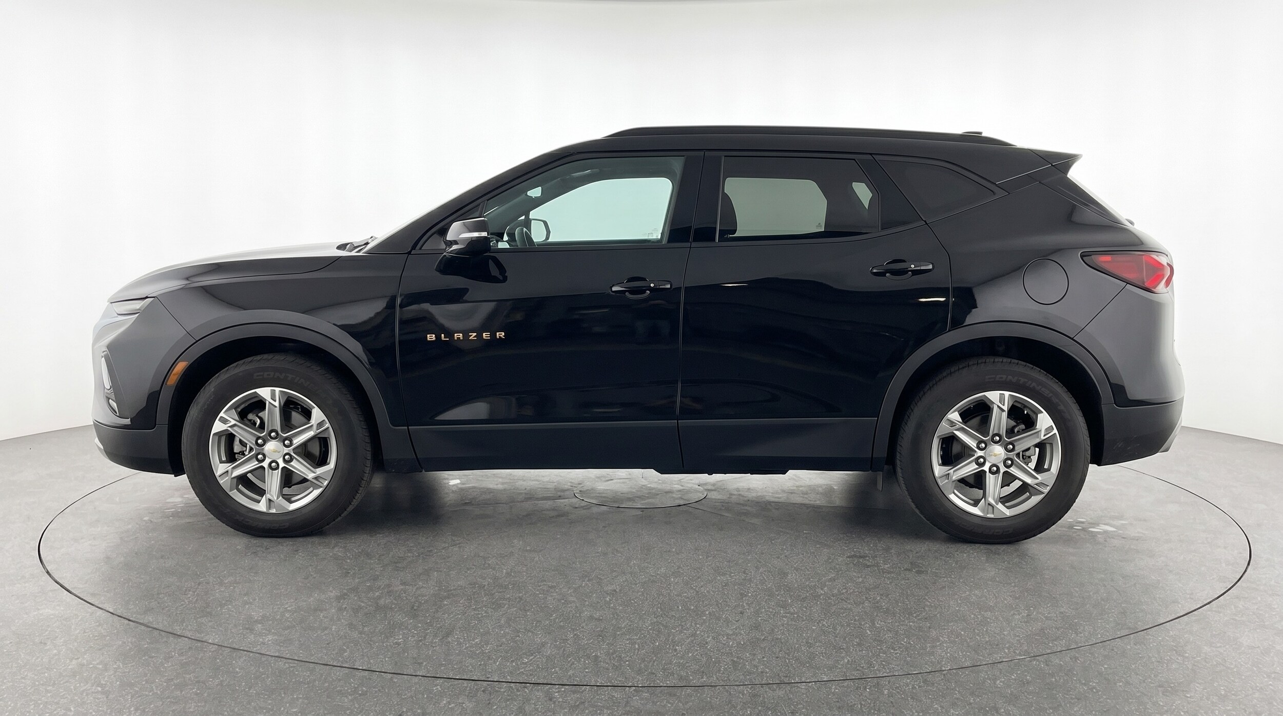 Thumbnail: 2025 Chevrolet Blazer - 4