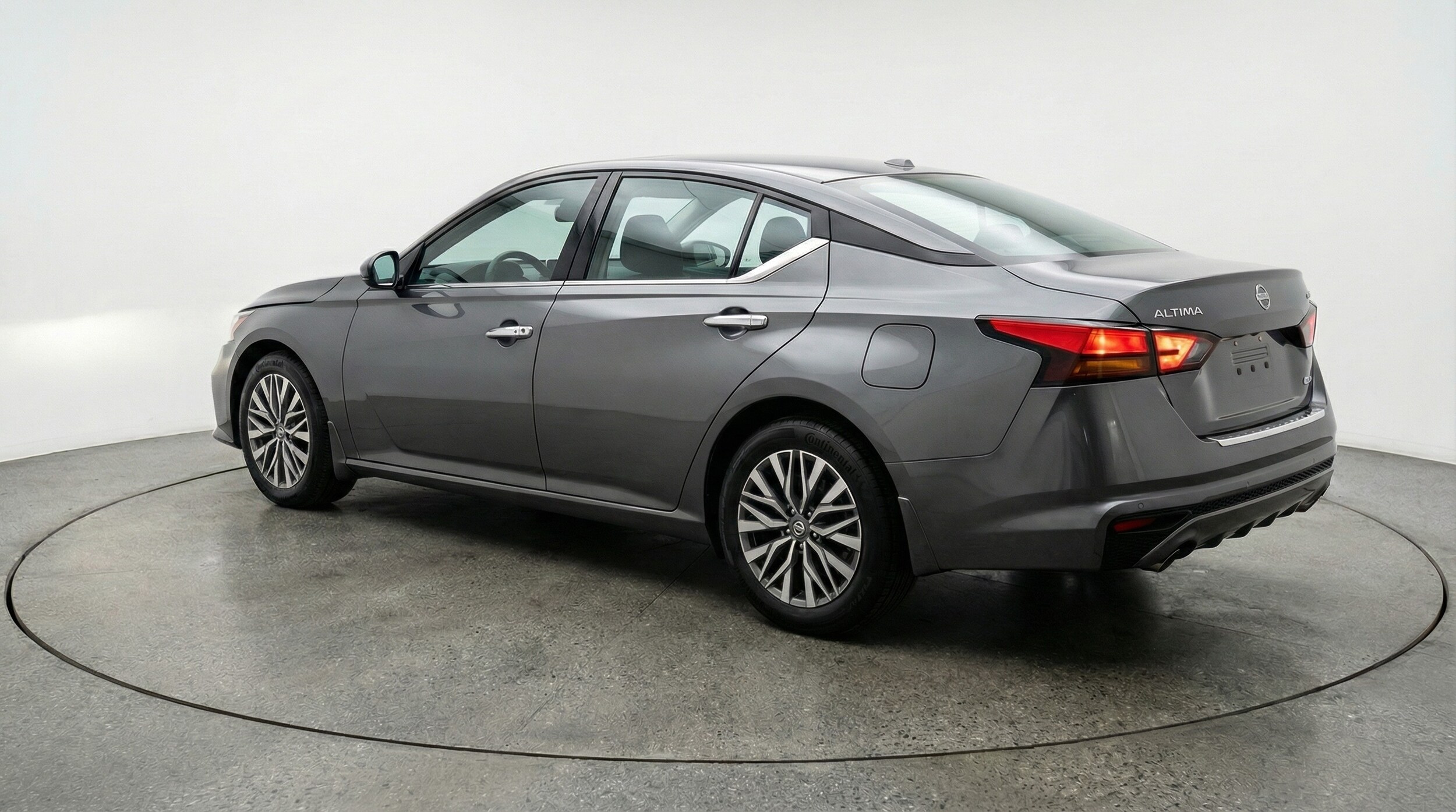 Thumbnail: 2025 Nissan Altima - 5