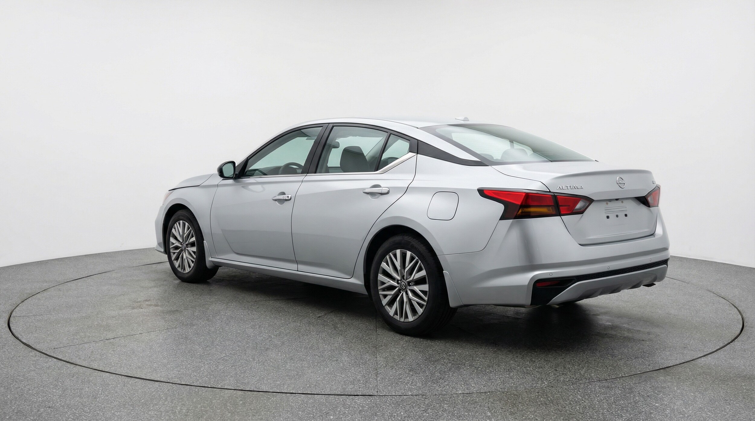 Thumbnail: 2025 Nissan Altima - 5