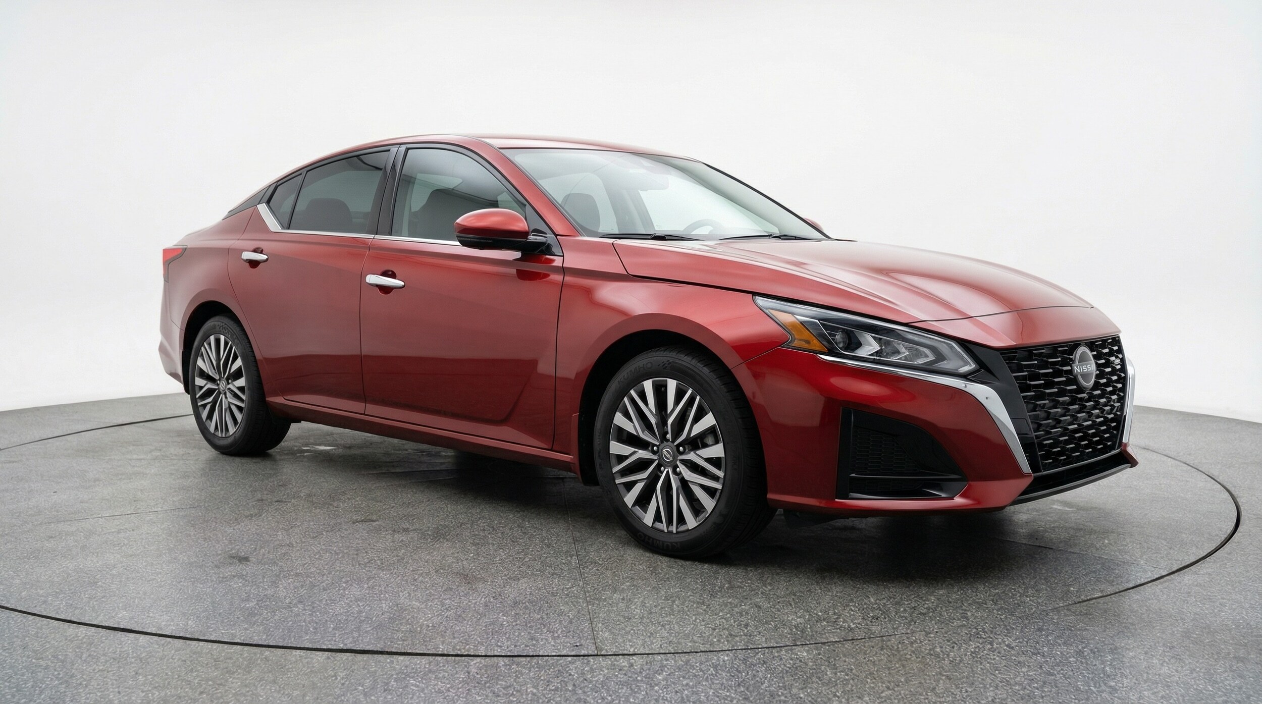 Thumbnail: 2025 Nissan Altima - 1