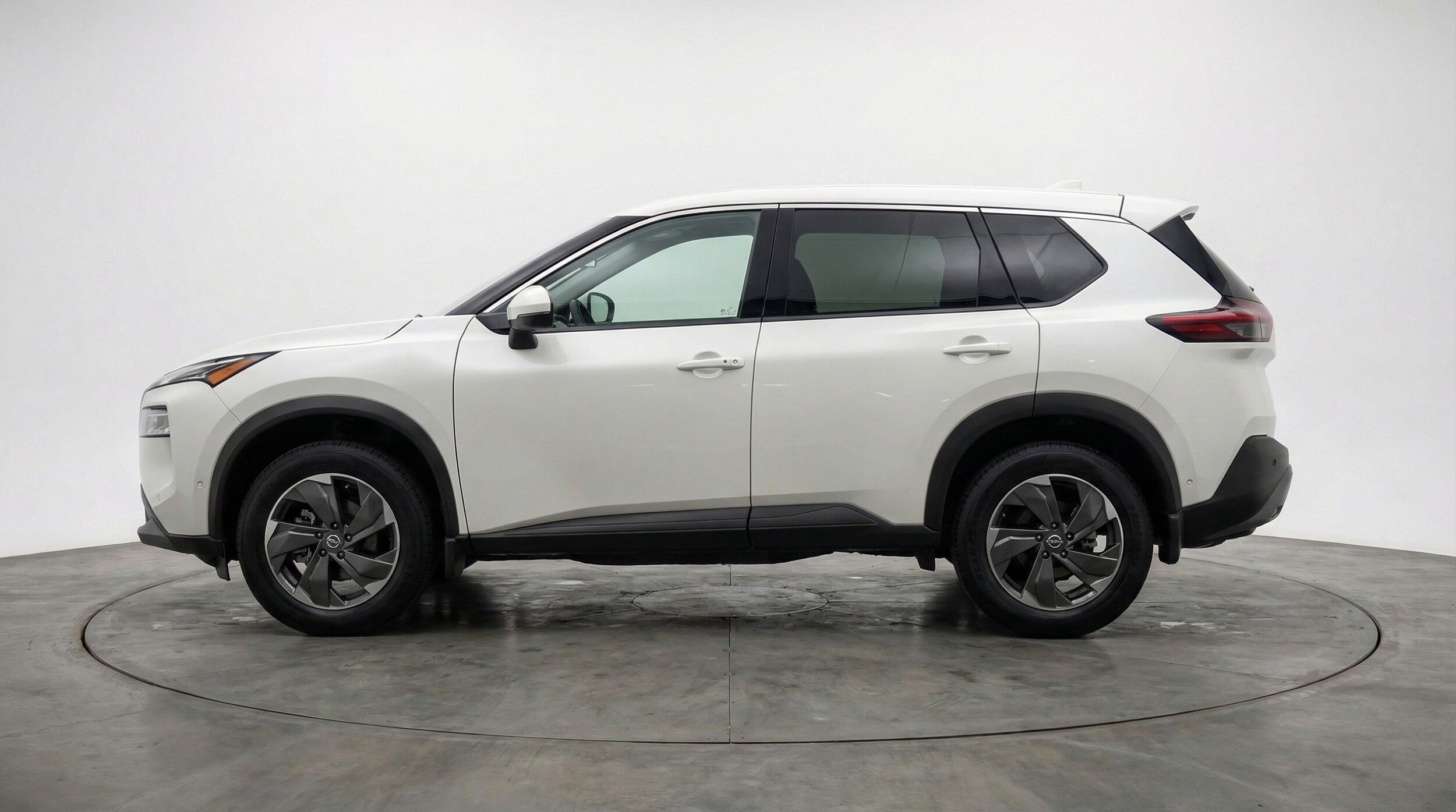 Thumbnail: 2025 Nissan Rogue - 4