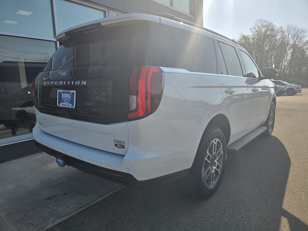 New 2026 Ford Expedition Active SUV