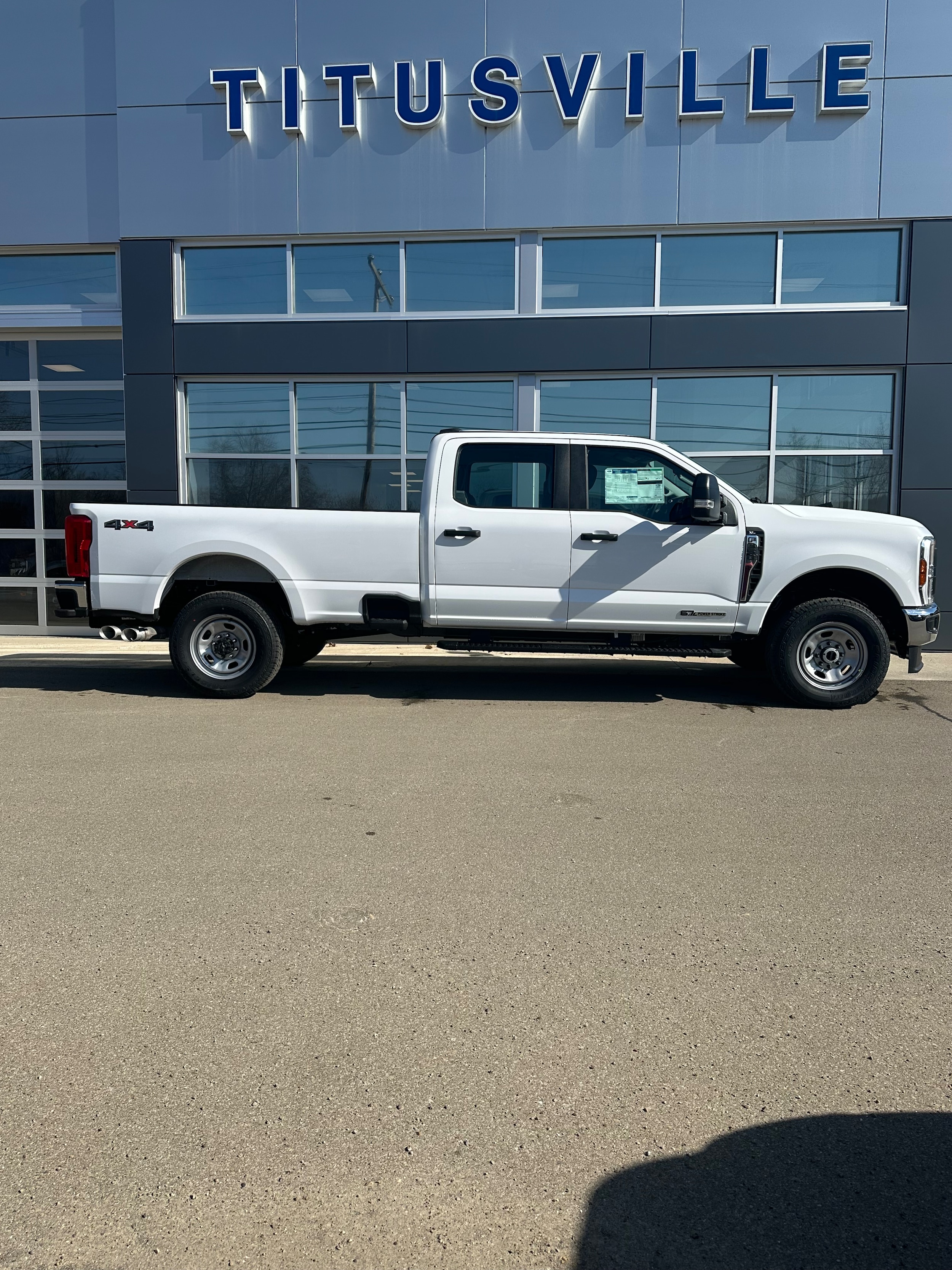 2025 Ford Super Duty F-350 SRW F-350 XL