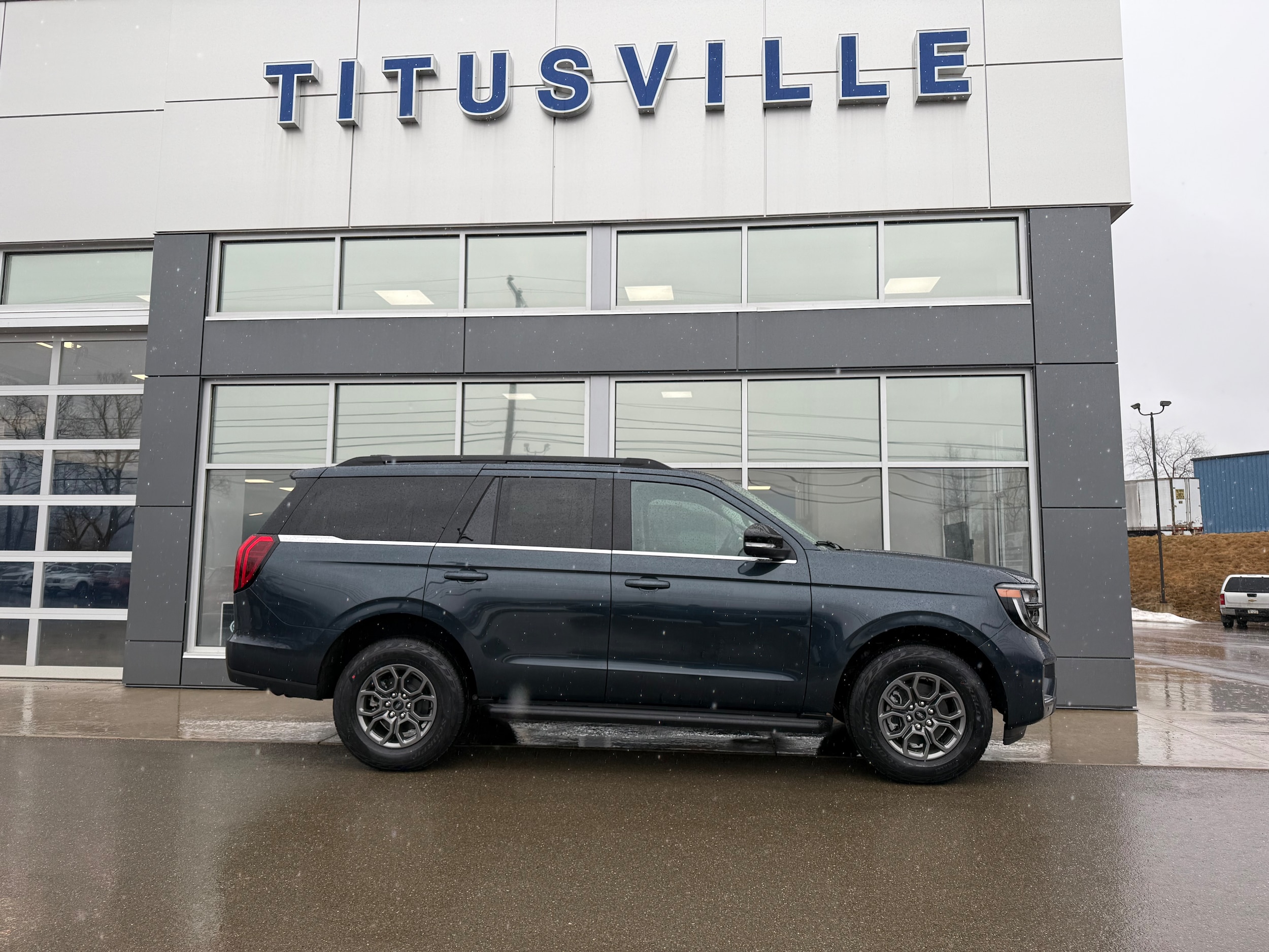 2026 Ford Expedition Active 4x4's photo