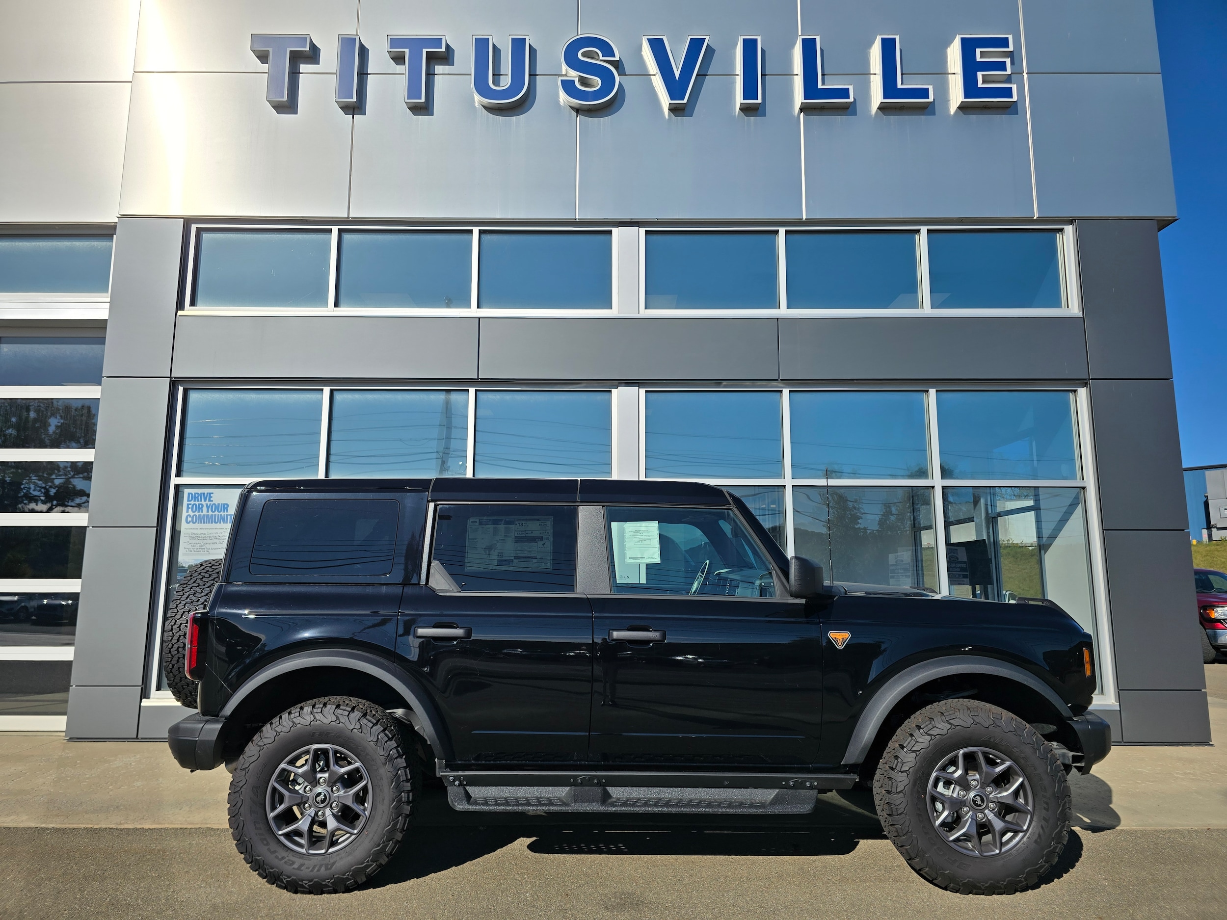 2025 Ford Bronco 4-Door