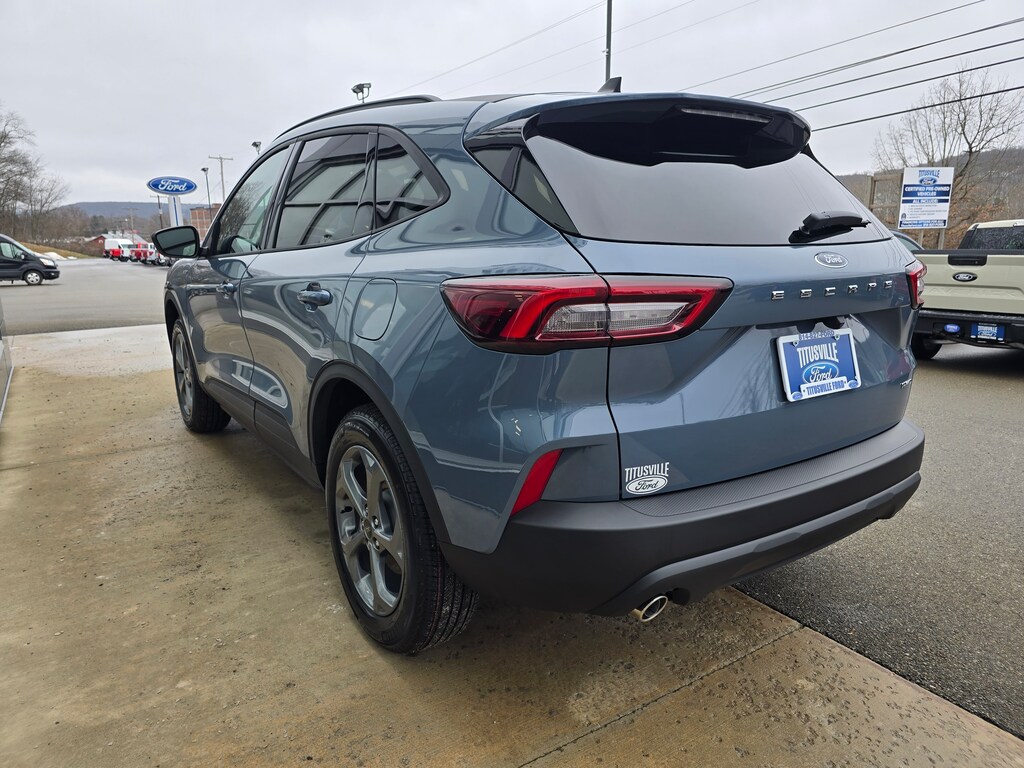 New 2026 Ford Escape ST-Line suv