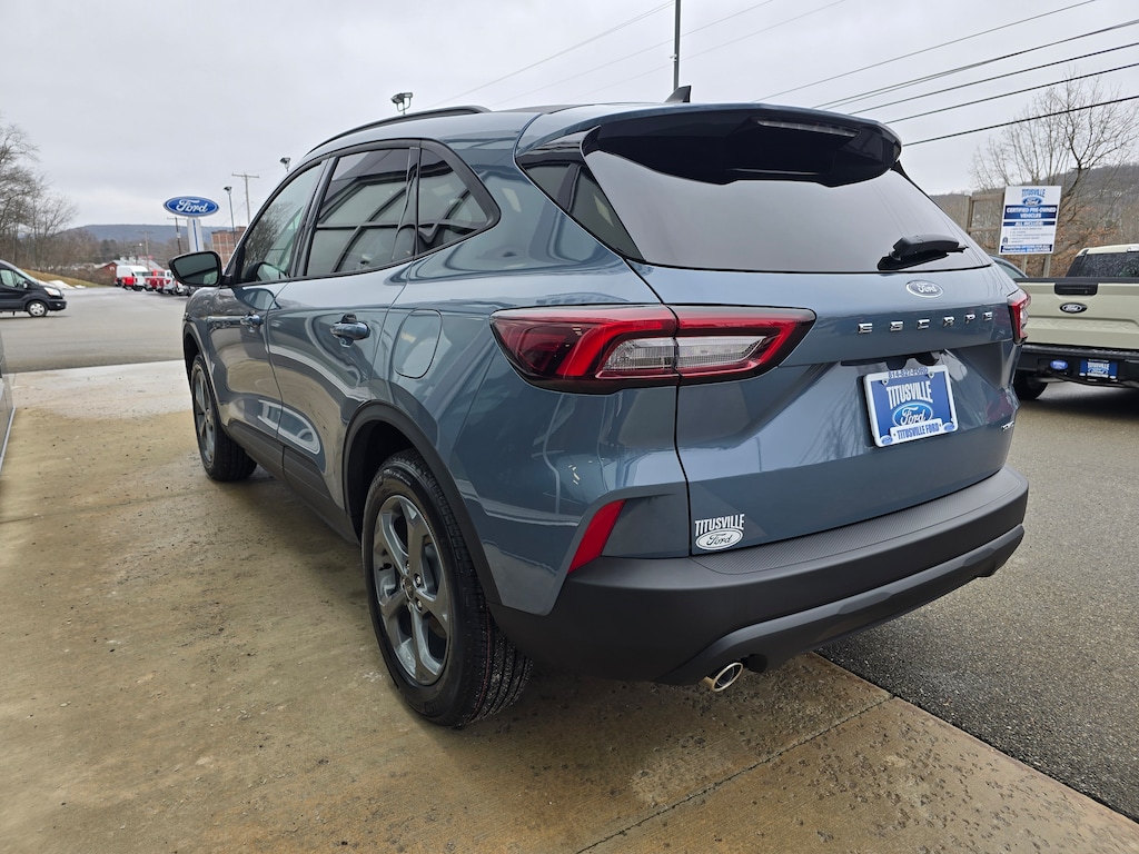 New 2026 Ford Escape ST-Line suv
