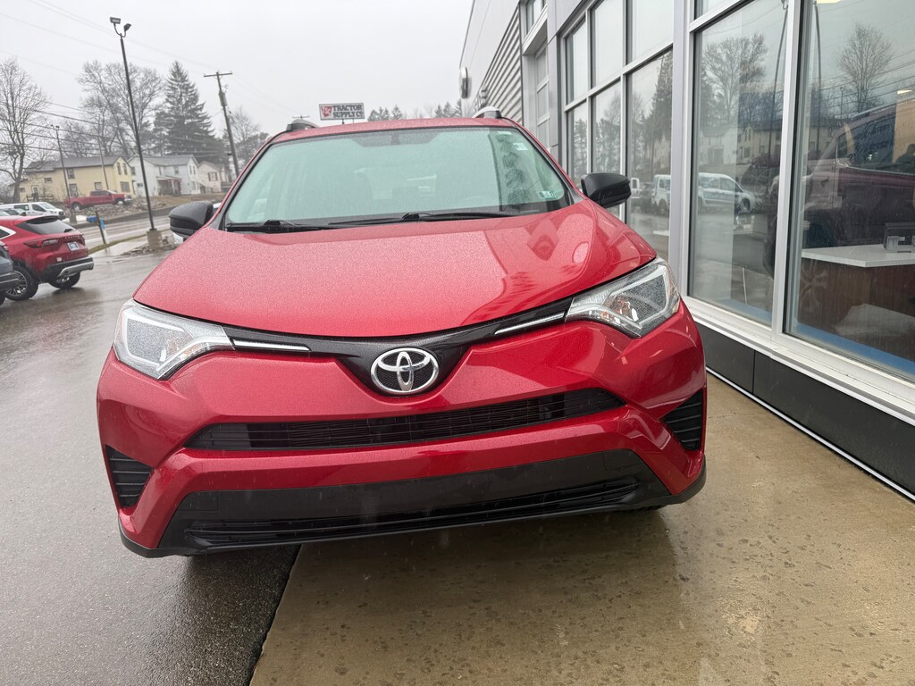 Used 2016 Toyota RAV4 LE AWD LE