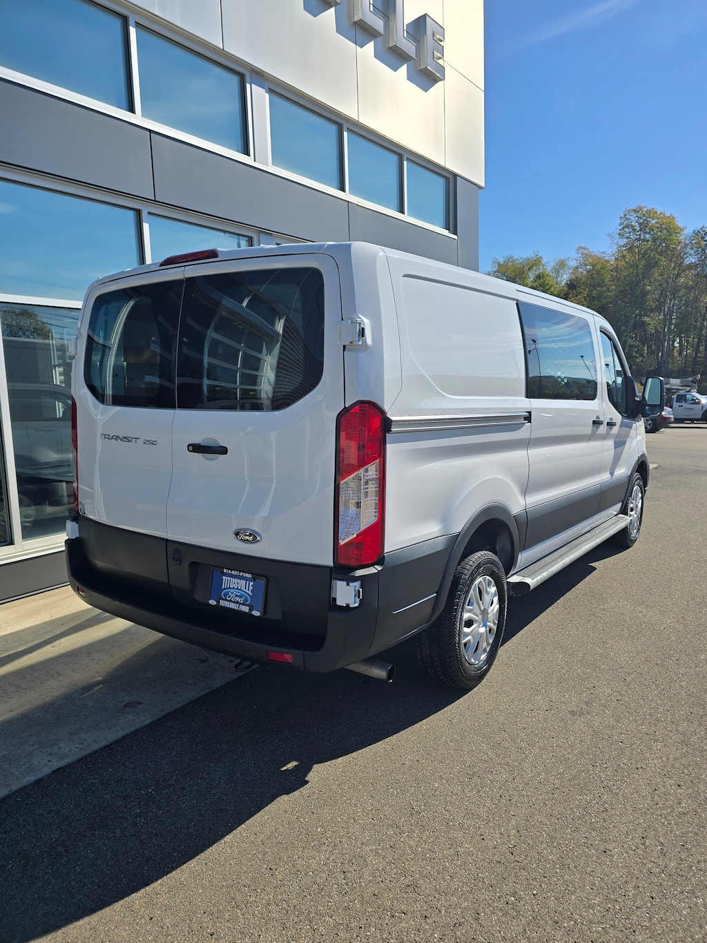 Used 2023 Ford Transit Cargo Van Base T-250 130 Low Rf 9070 GVWR RWD