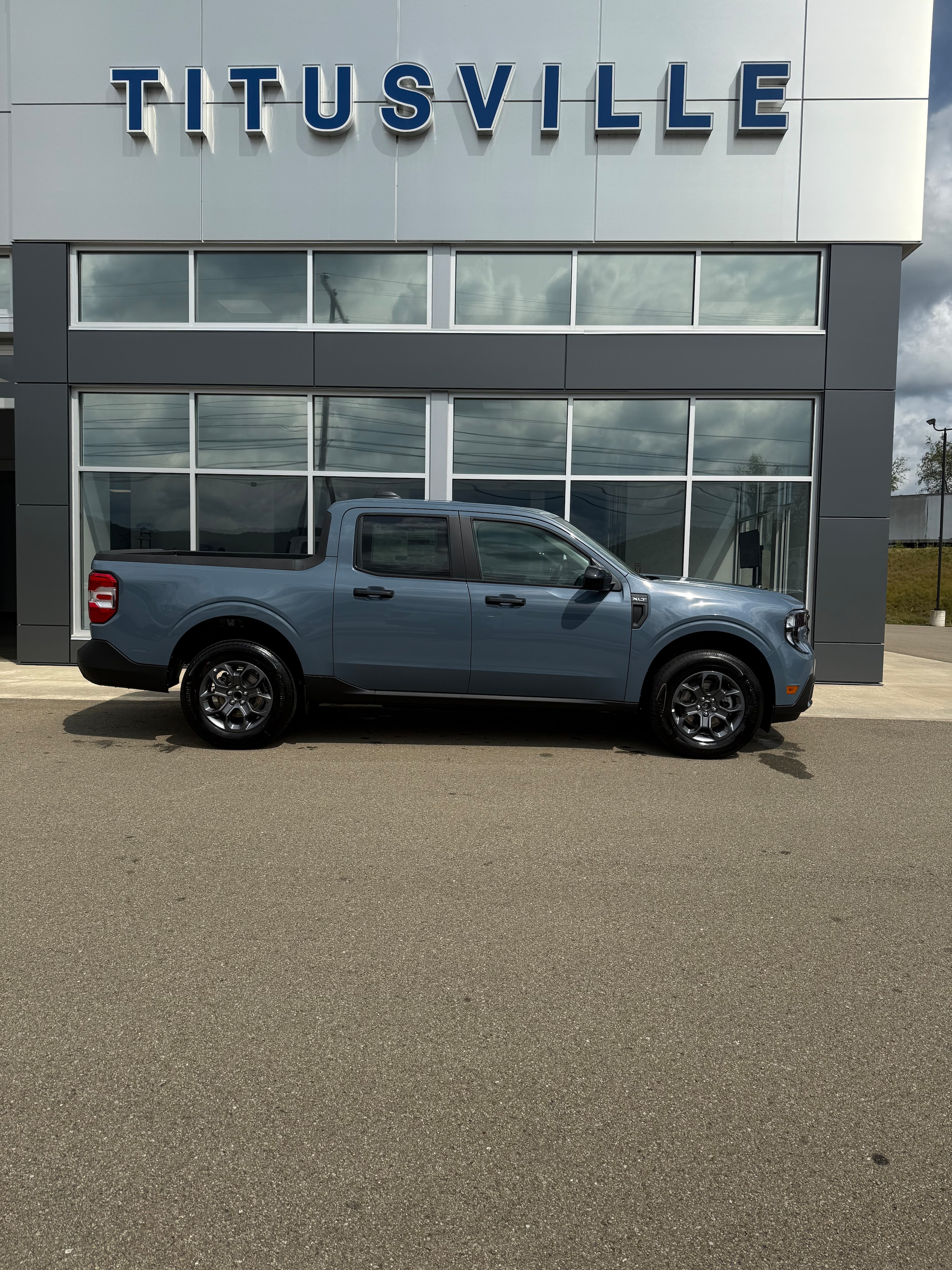 2025 Ford Maverick XLT's photo